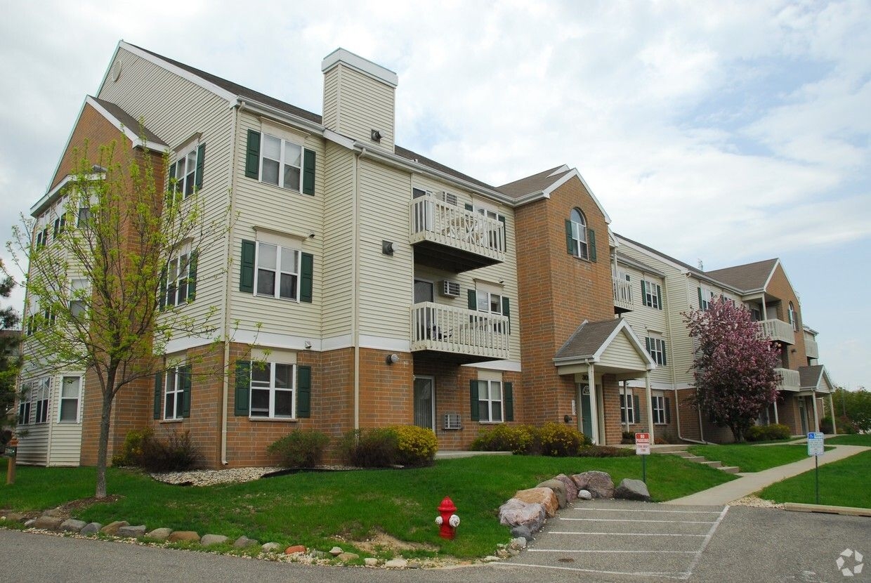 Maple Grove Apartments