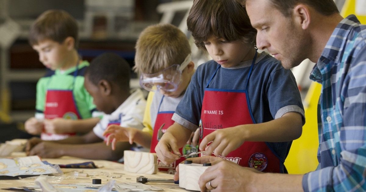 They'Re Back! Free Lowe'S Diy Kids' Workshops: Tabletop