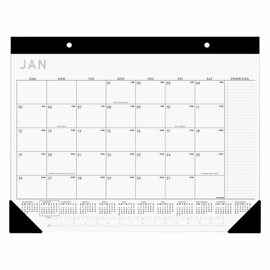 At-A-Glance Sk24X00 21 3/4&quot; X 17 Monthly January 2022