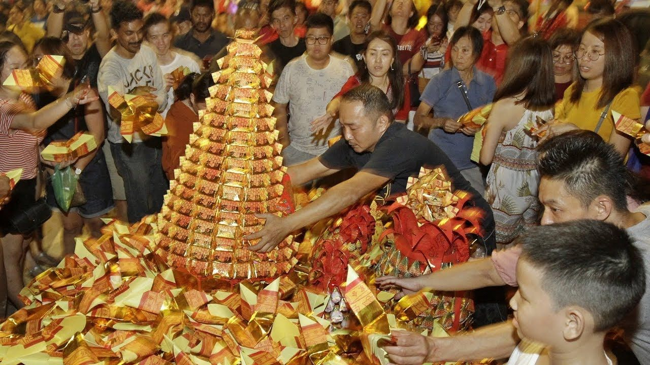 Cover Story: Traditions Of Chinese New Year | Ipoh Echo