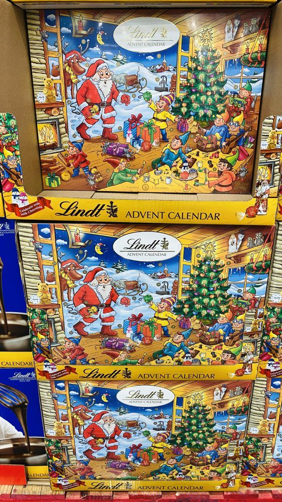 Family And Parenting: Costco Is Selling A Lindt Advent