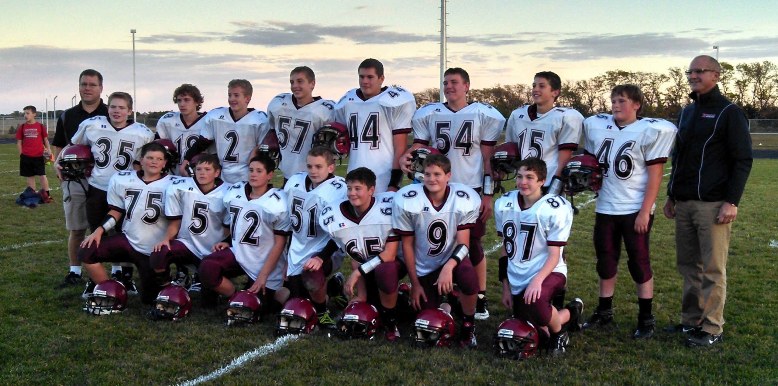 Heartland Junior High Football Finishes 6-0 [Photo