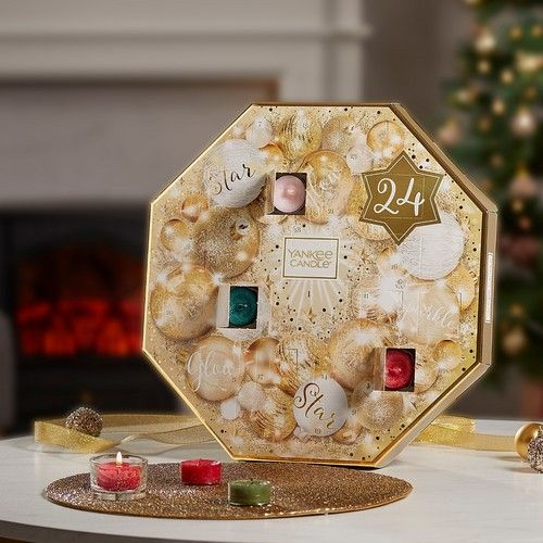 Yankee Candle Wreath Advent Calendar 2018 - Design 24 Gifts